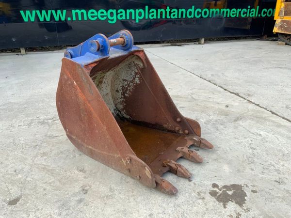 30" DIGGING BUCKET....45mm PINS.....982-28. 340582825