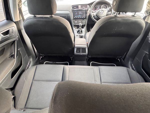 Volkswagen Golf 2017 340731221