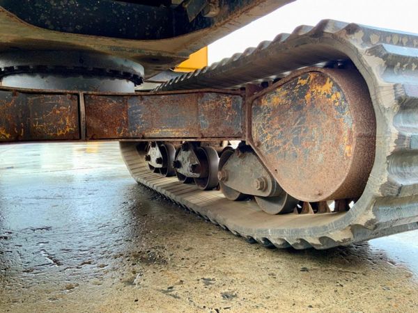 HITACHI EG40r FULLY ROTATING TRACK DUMPER. 340754705