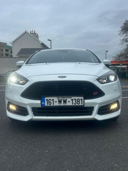 Ford Focus 2016 ST2 340770626