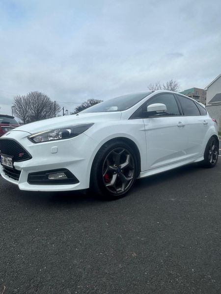 Ford Focus 2016 ST2 340770623