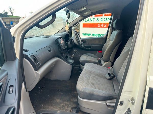 Hyundai H100 I Load Twin Sliding Door Panel Van. 340926956