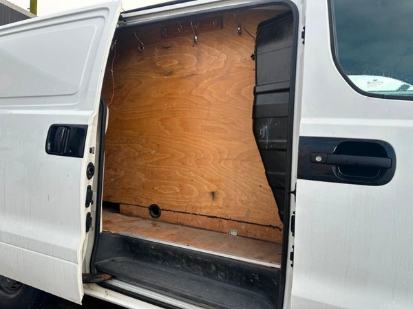 Hyundai H100 I Load Twin Sliding Door Panel Van. 340926966