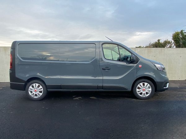 Renault Trafic Red Edition Urban Grey 150/170 HP 340986602