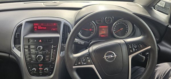 2016 Opel Astra Manual 341084200