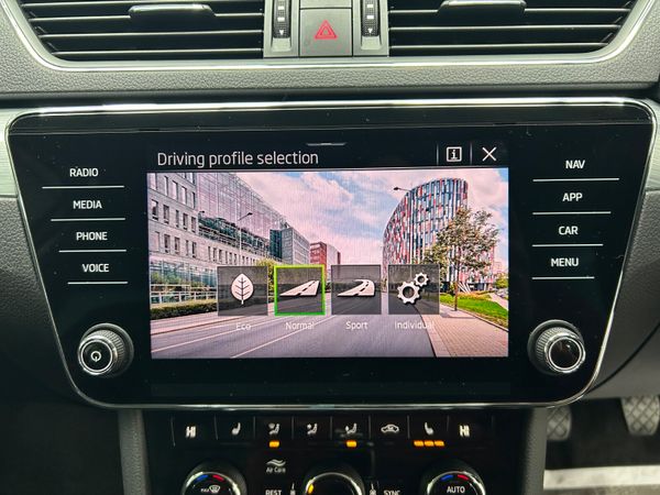 2022 SKODA SUPERB SE TECH TDI 150 *LEATHER, XENONS 341201569