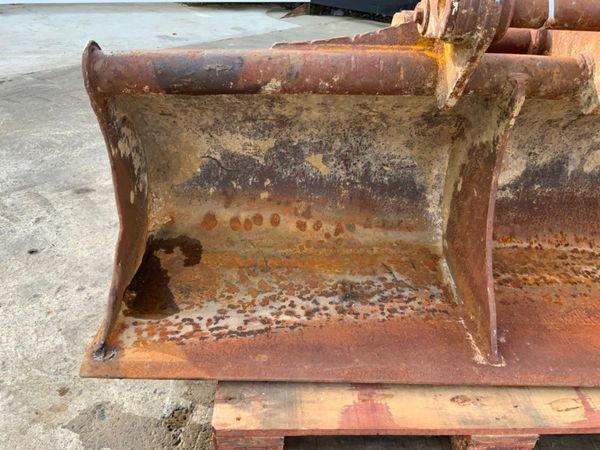 72" CAT GRADING BUCKET.....65mm PINS.........156w 341229028