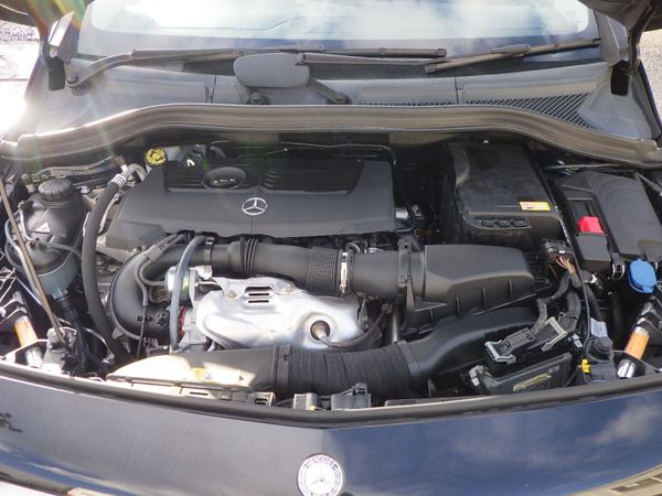 2014 Mercedes B Class B180 341372300