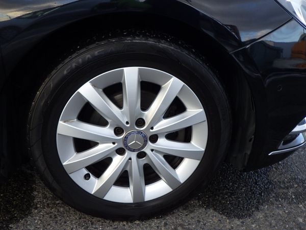 2014 Mercedes B Class B180 341372302