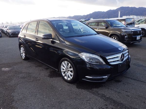 2014 Mercedes B Class B180 341372315