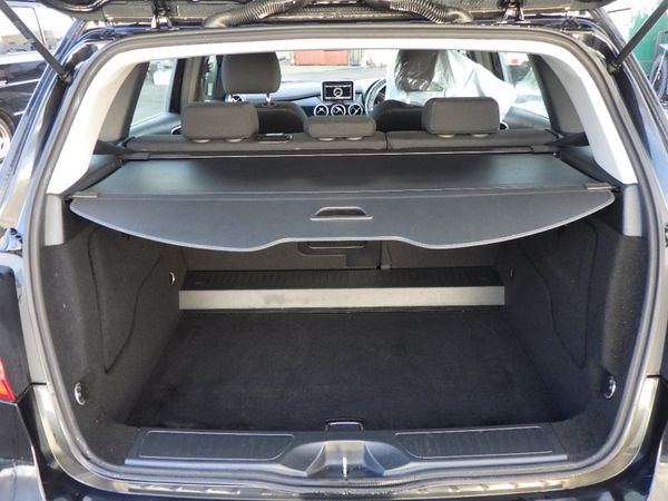 2014 Mercedes B Class B180 341372320