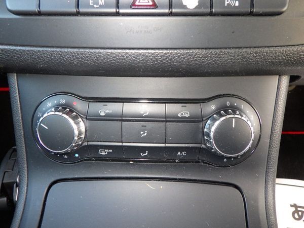 2014 Mercedes B Class B180 341372338