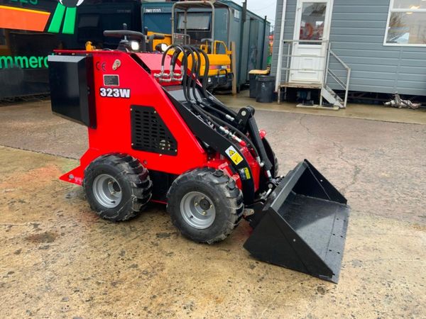 WHEELED SKID STEER COMPACT LOADER.....106w. 341409763