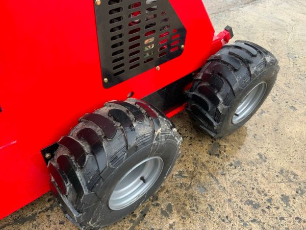 WHEELED SKID STEER COMPACT LOADER.....106w. 341409775