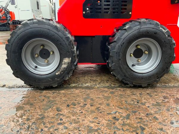 WHEELED SKID STEER COMPACT LOADER.....106w. 341409778