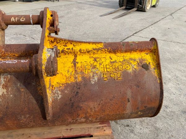 72" CAT GRADING BUCKET........65mm PINS.....157w. 341412024