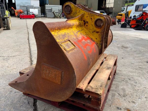 72" CAT GRADING BUCKET........65mm PINS.....157w. 341412020