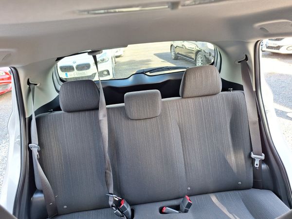 Toyota Vitz 1.0L Petrol | Aura Edition | Automatic 341542477
