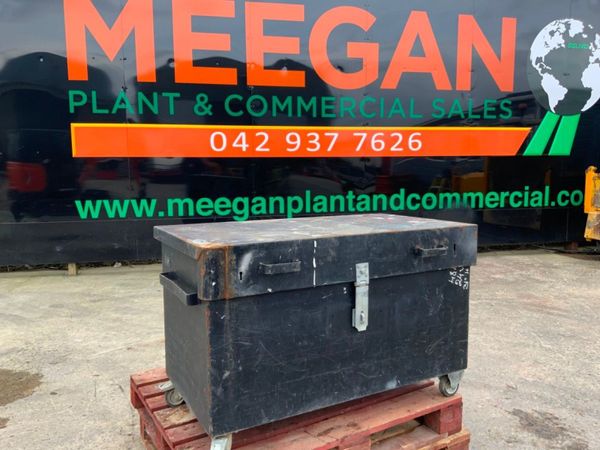 SITE STORAGE / TOOL LOCK BOX ....1241 341585914
