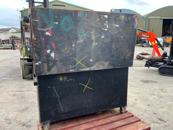 SITE STORAGE / TOOL LOCK BOX ....1241 341585918