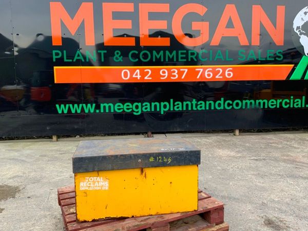 VAN VAULT / TOOL STORAGE BOX.......1246 341591994