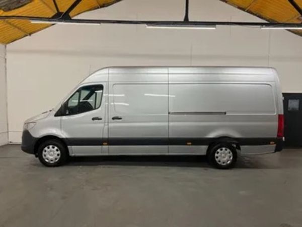 2021Mercedes-Benz Sprinter2.0 315 CDI Premium RWD 341722435