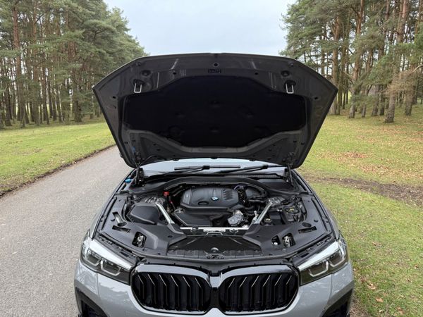BMW 520 Diesel M Sport Fully Loaded 341857114