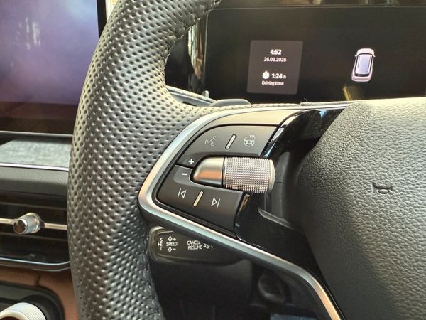 Skoda Kodiaq 4X4 Demo Huge Spec 341871861