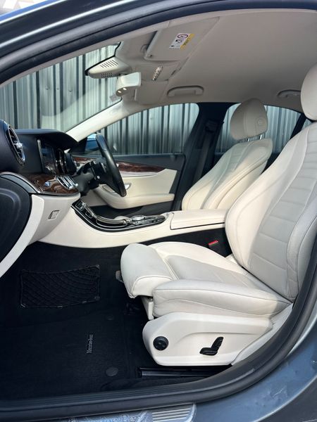 Mercedes-Benz E220d *AMG line 342188530