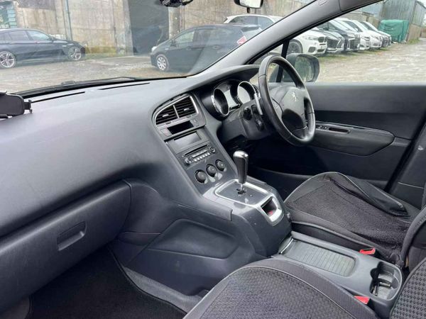 12 Peugeot 5008 1.6HDI 7 Seats 342211456