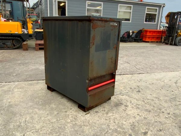 ARMORGARD TOOL STORAGE CHEST......1238. 342224127