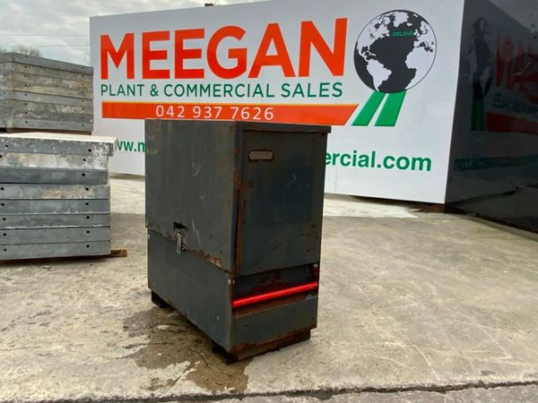 ARMORGARD TOOL STORAGE CHEST......1238. 342224129