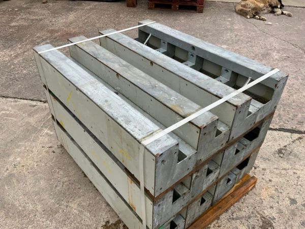 MEVA FORMWORK INTERVAL CORNERS......991T 342227808