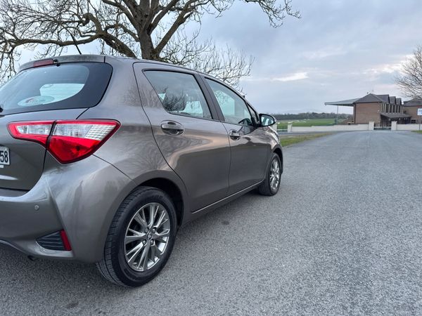 Toyota Yaris 2018 Luna Tiny Mileage 342236828