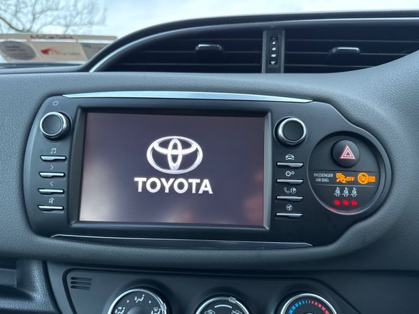 Toyota Yaris 2018 Luna Tiny Mileage 342237296