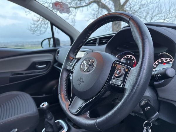 Toyota Yaris 2018 Luna Tiny Mileage 342237556