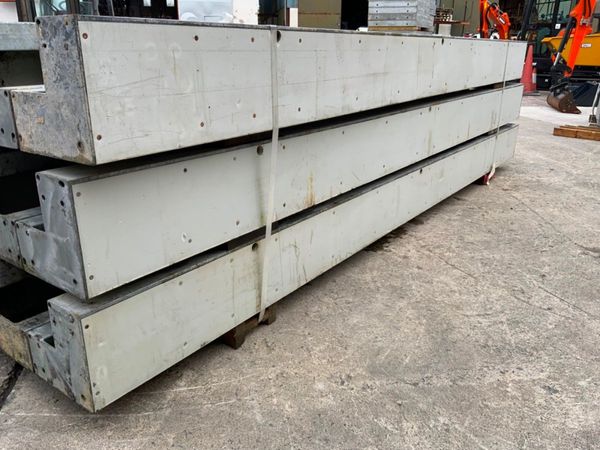 MEVA SHUTTERING INTERNAL CORNERS......986T 342230324