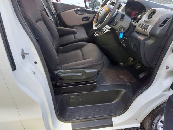 Renault Trafic 192 LWB Price includes Vat 342376452
