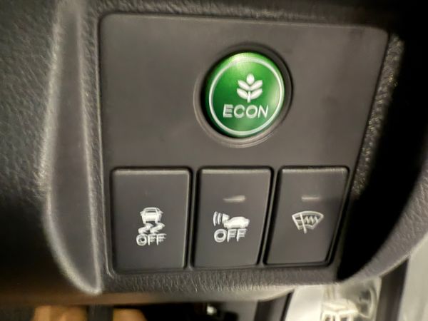 2015 Honda Vezel(HRV)1.5 hybrid auto,60k Miles 342449359