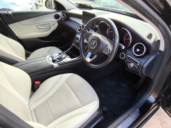 Mercedes-Benz C-Class C180 Avantgarde Auto 342732470