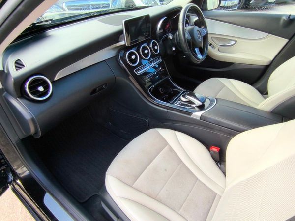 Mercedes-Benz C-Class C180 Avantgarde Auto 342732472