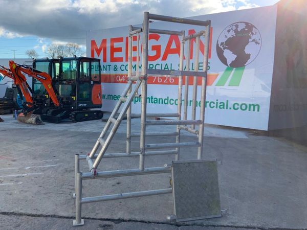ALUMINIUM ACCESS PLATFORM / PODIUM....1121 342963602