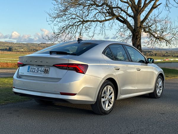 Skoda Octavia 2022 AMB 2.0 TDI 342988052
