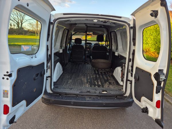 Renault Kangoo 1.5D LWB CVRT 08/25  LWB 343002188