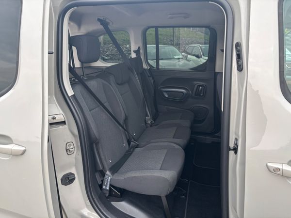Peugeot Rifter 2019 , Automatic , 5 Seater 343013263