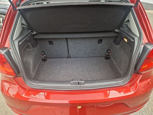 VW Polo 343118364