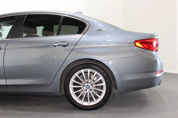 BMW 530E  , Only 120km - 1 Year Warranty 343345757