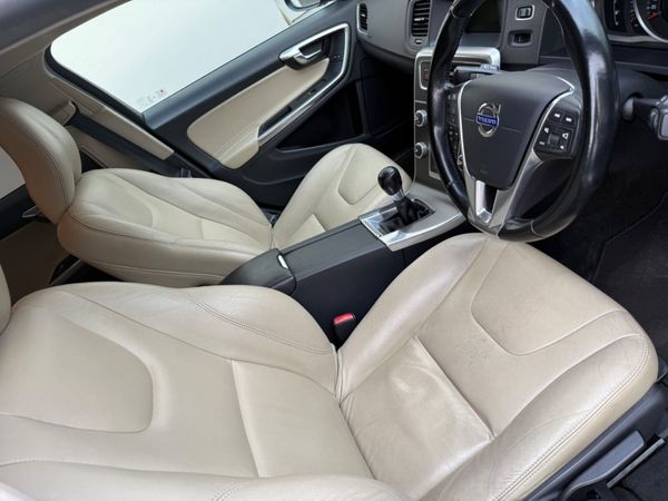 Volvo S60 2014 LEATHER SEATS 343422745