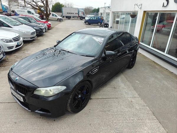BMW M5 M5 4.4 Twin Turbo V8 343787593