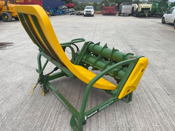 Hustler Bale Feeder 343782301